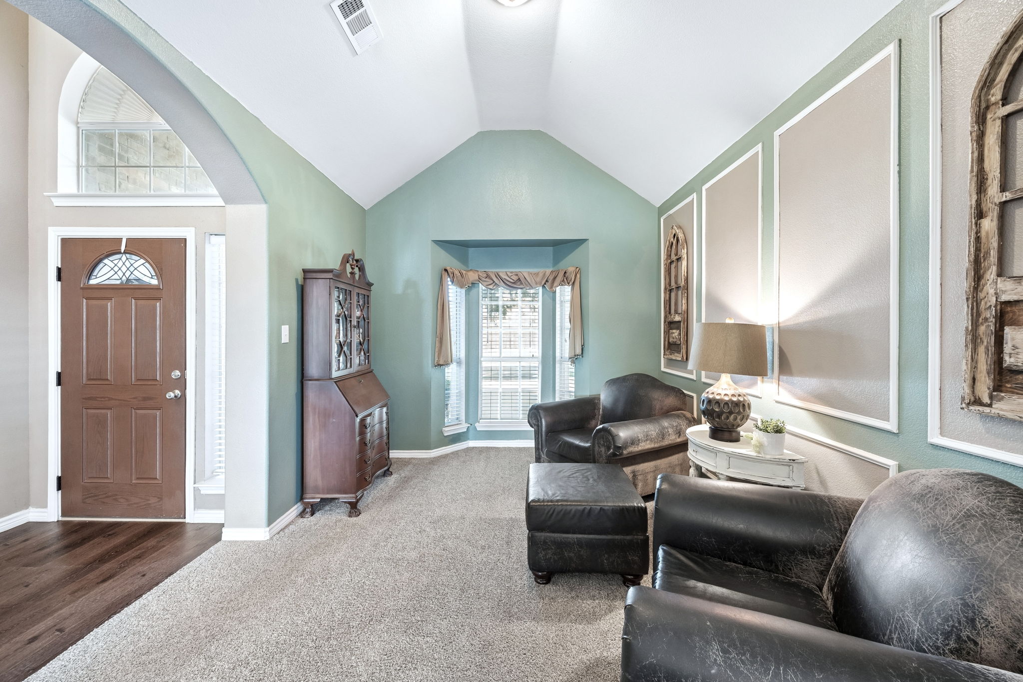 110-10218-saint-georges-home-for-sale-rowlett