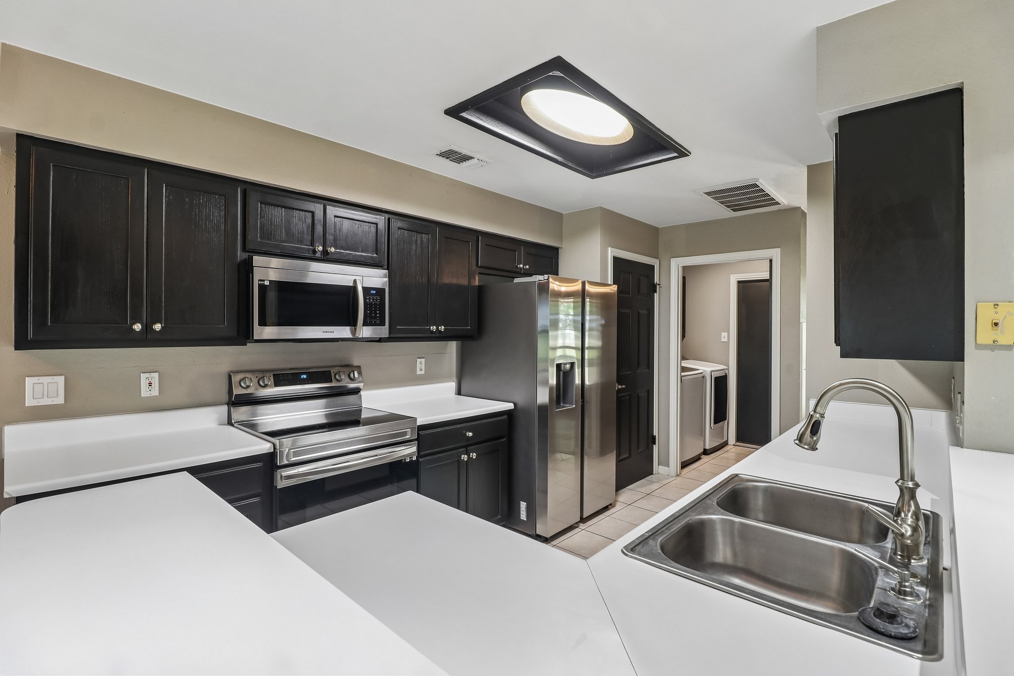 Barbarosa Rd-S2105-013.jpg