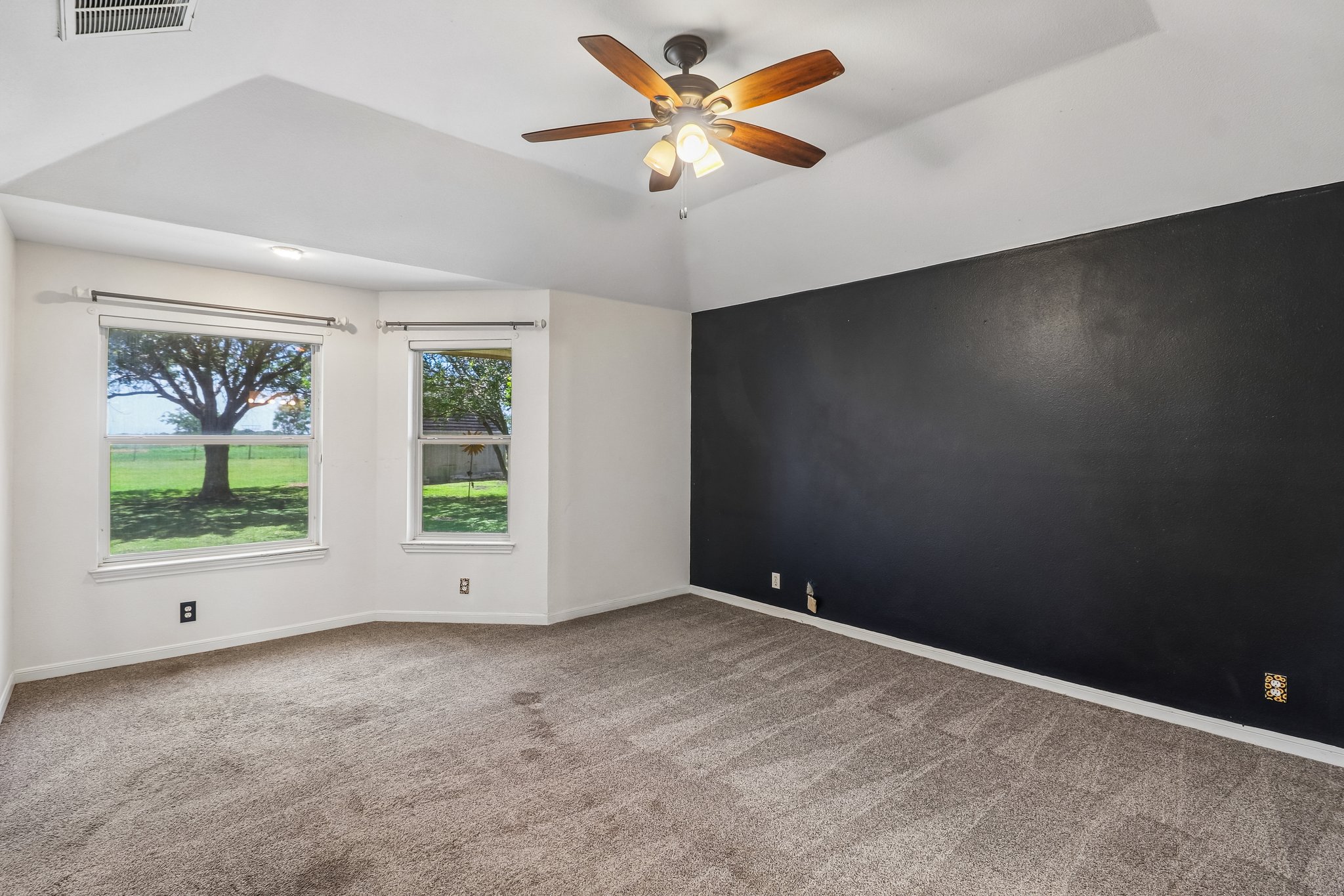 Barbarosa Rd-S2105-017.jpg