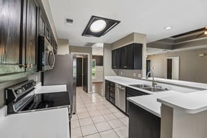 Barbarosa Rd-S2105-012.jpg