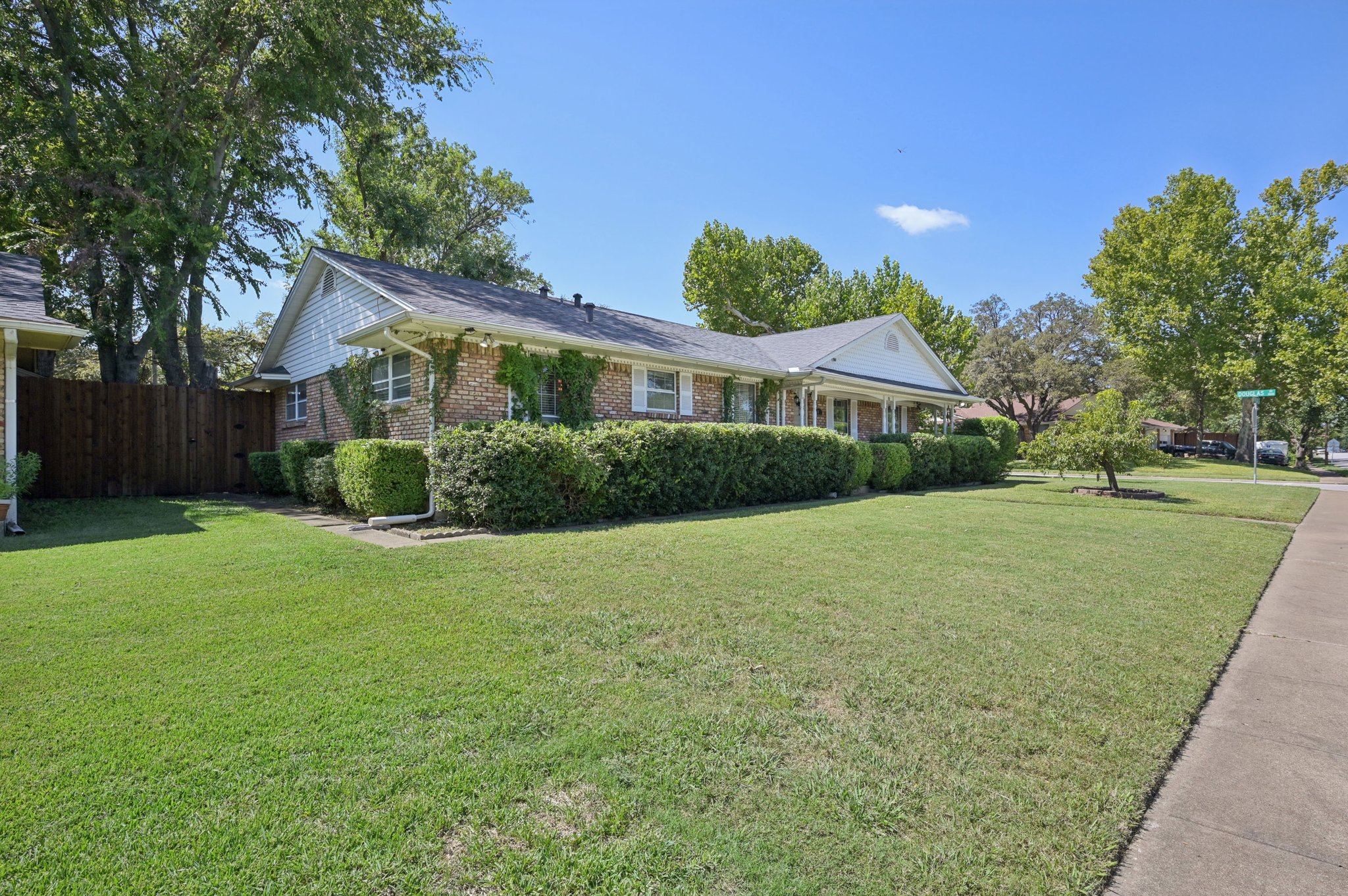 Bardfield Ave-S0409-002.jpg
