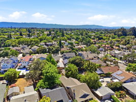 018_F8_AERIAL_1022 Clintonia Ave