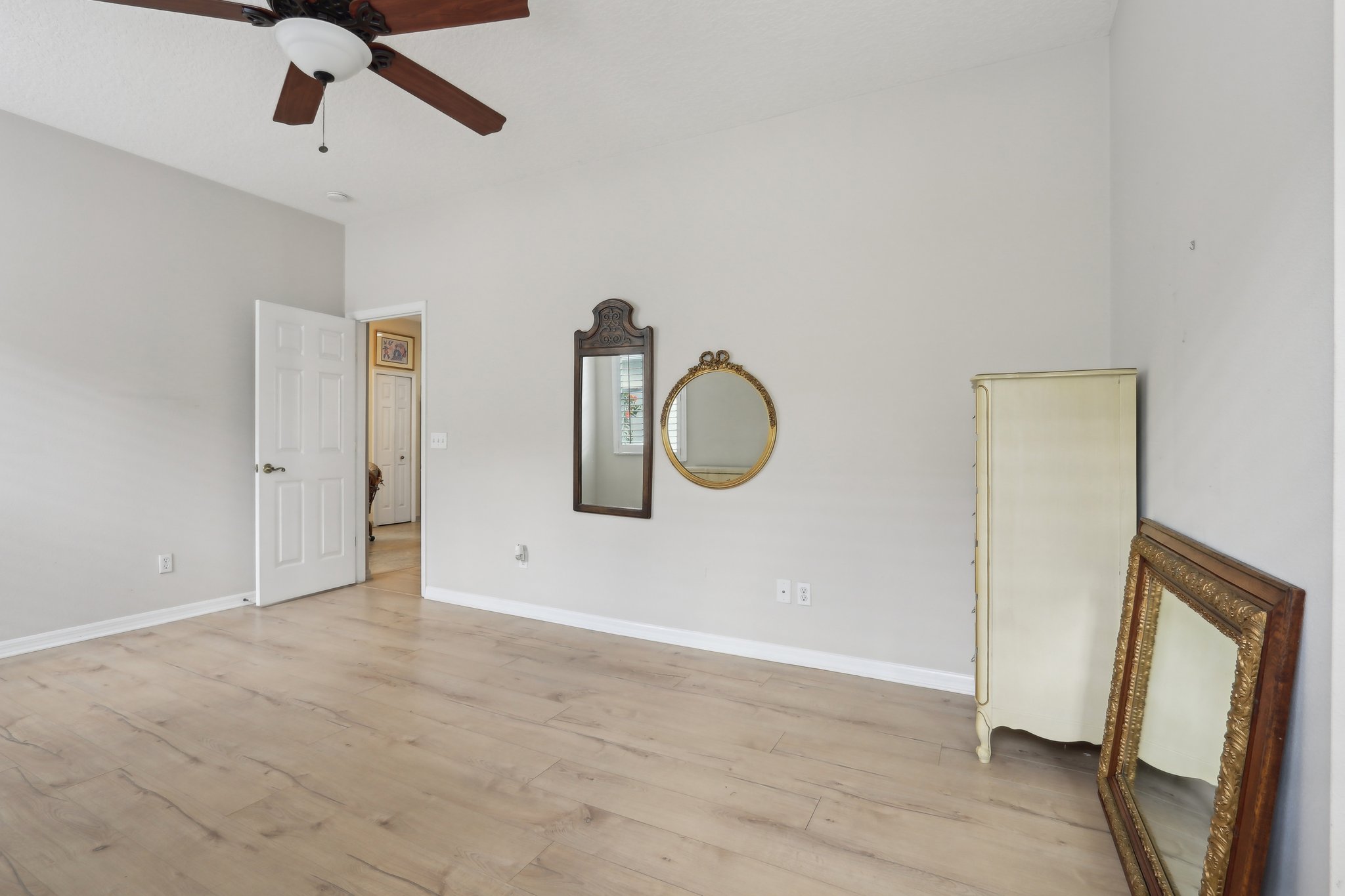 St Ives Ct-04042025-027.jpg