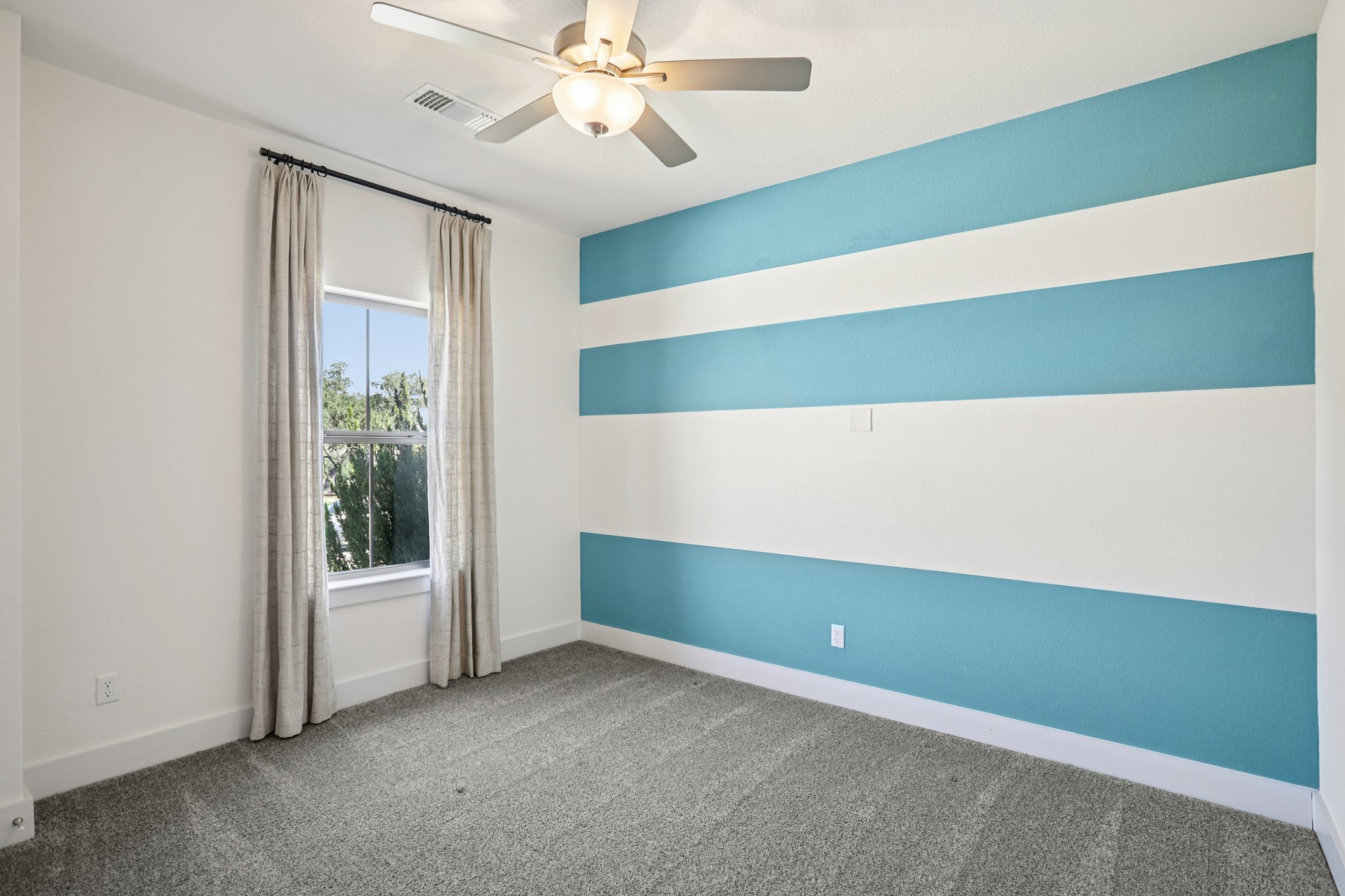 Texas Ash Ln-S0110-029.jpg