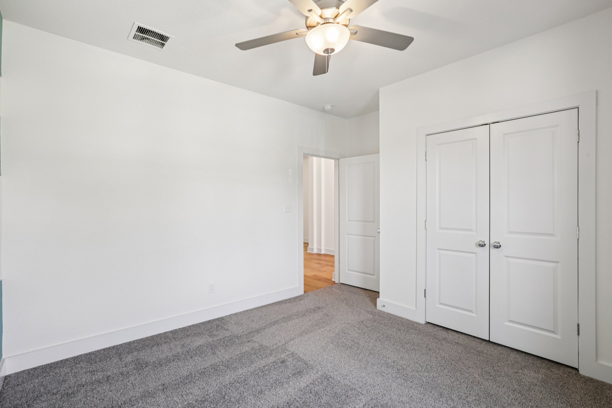 Texas Ash Ln-S0110-031.jpg