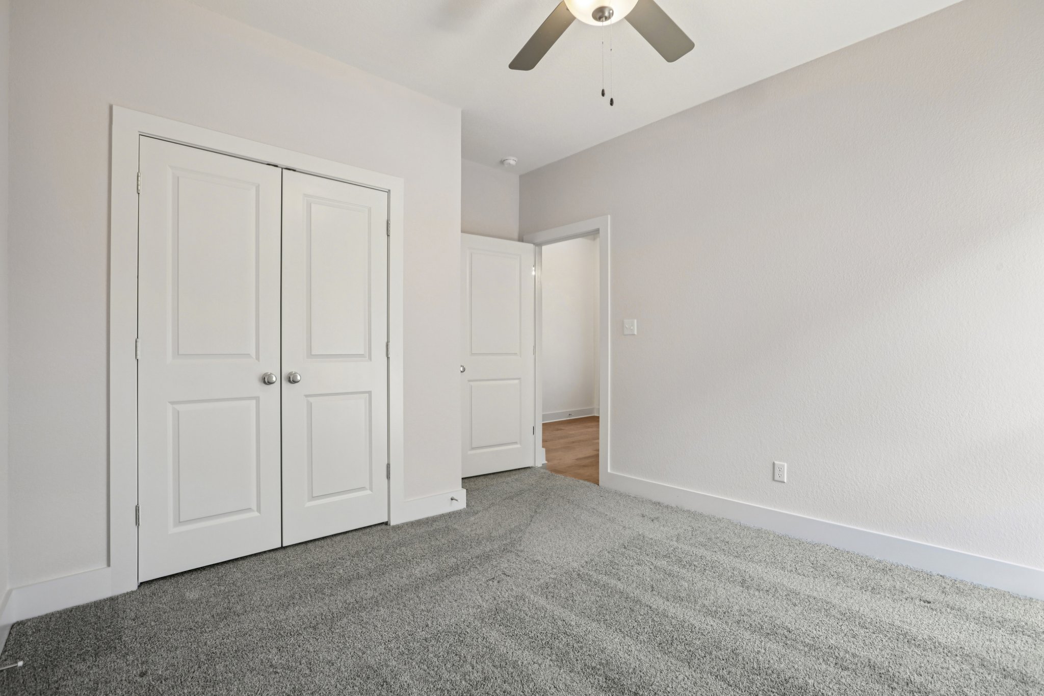 Texas Ash Ln-S0110-035.jpg