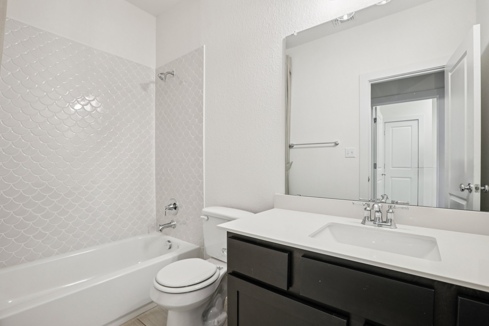 Texas Ash Ln-S0110-039.jpg