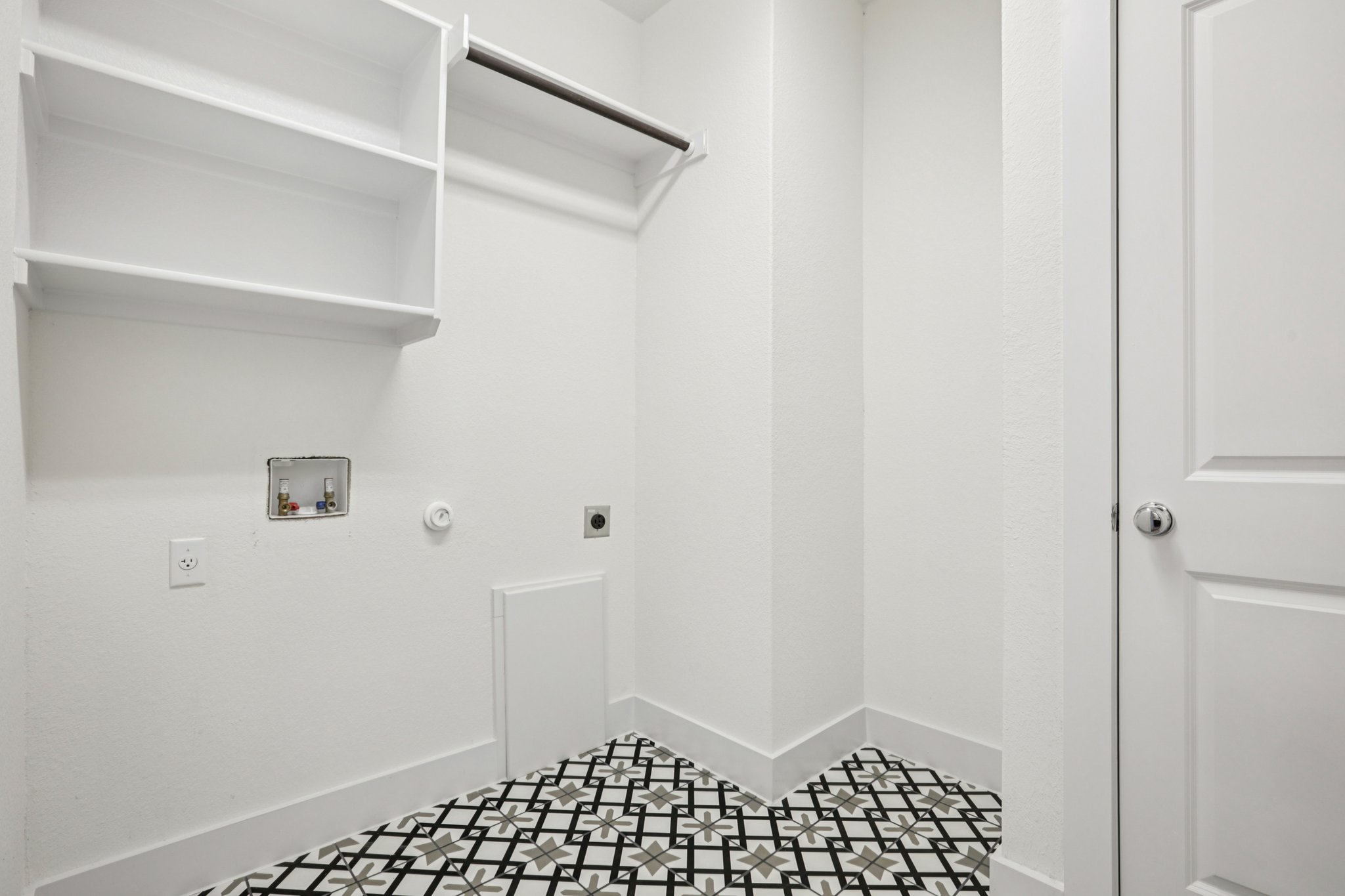 Texas Ash Ln-S0110-040.jpg