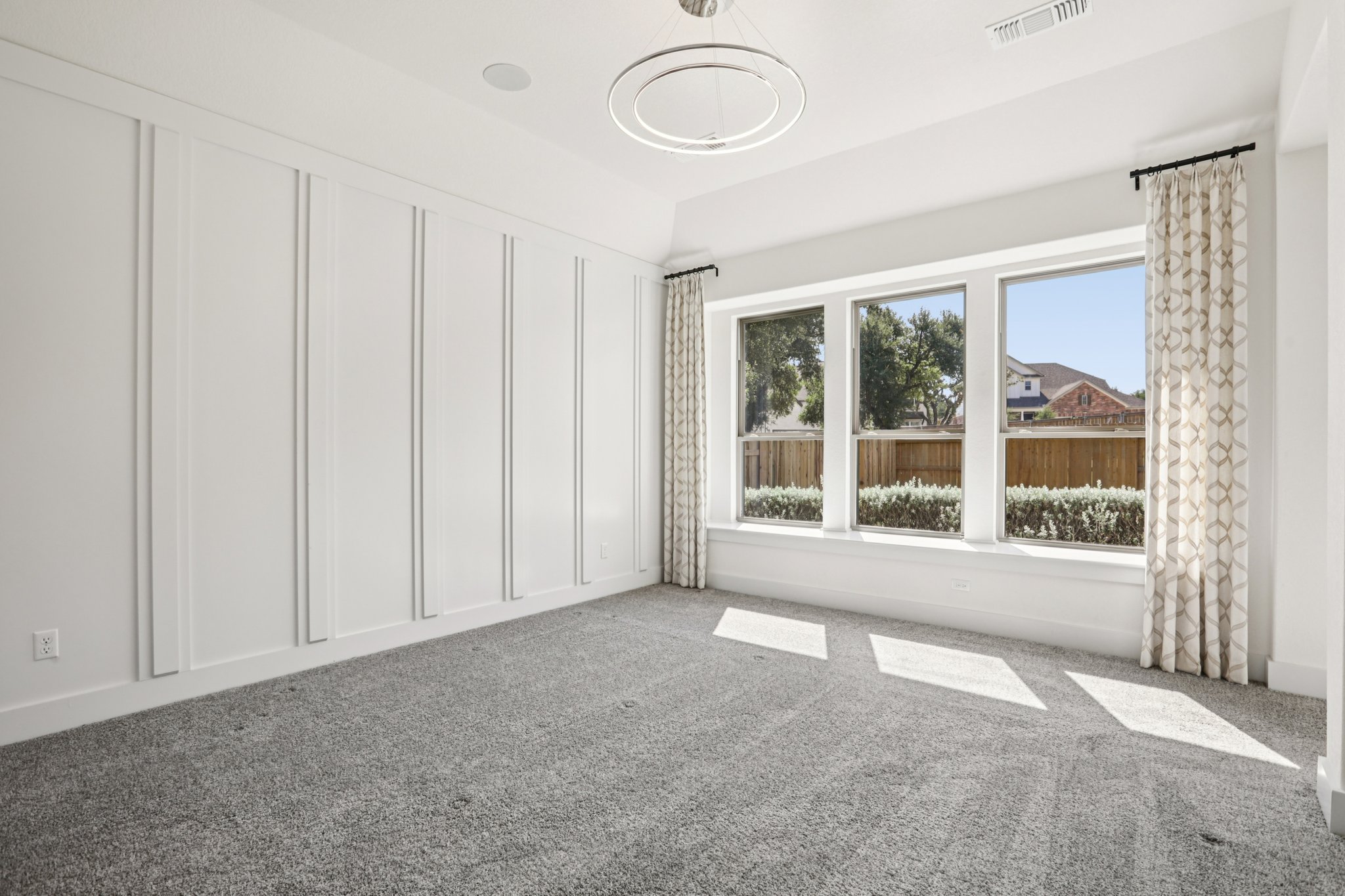 Texas Ash Ln-S0110-044.jpg