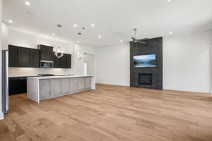 Texas Ash Ln-S0110-013.jpg