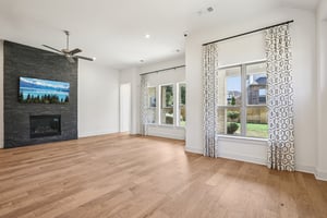 Texas Ash Ln-S0110-015.jpg