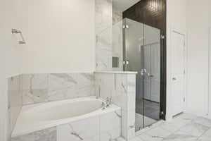 Texas Ash Ln-S0110-046.jpg