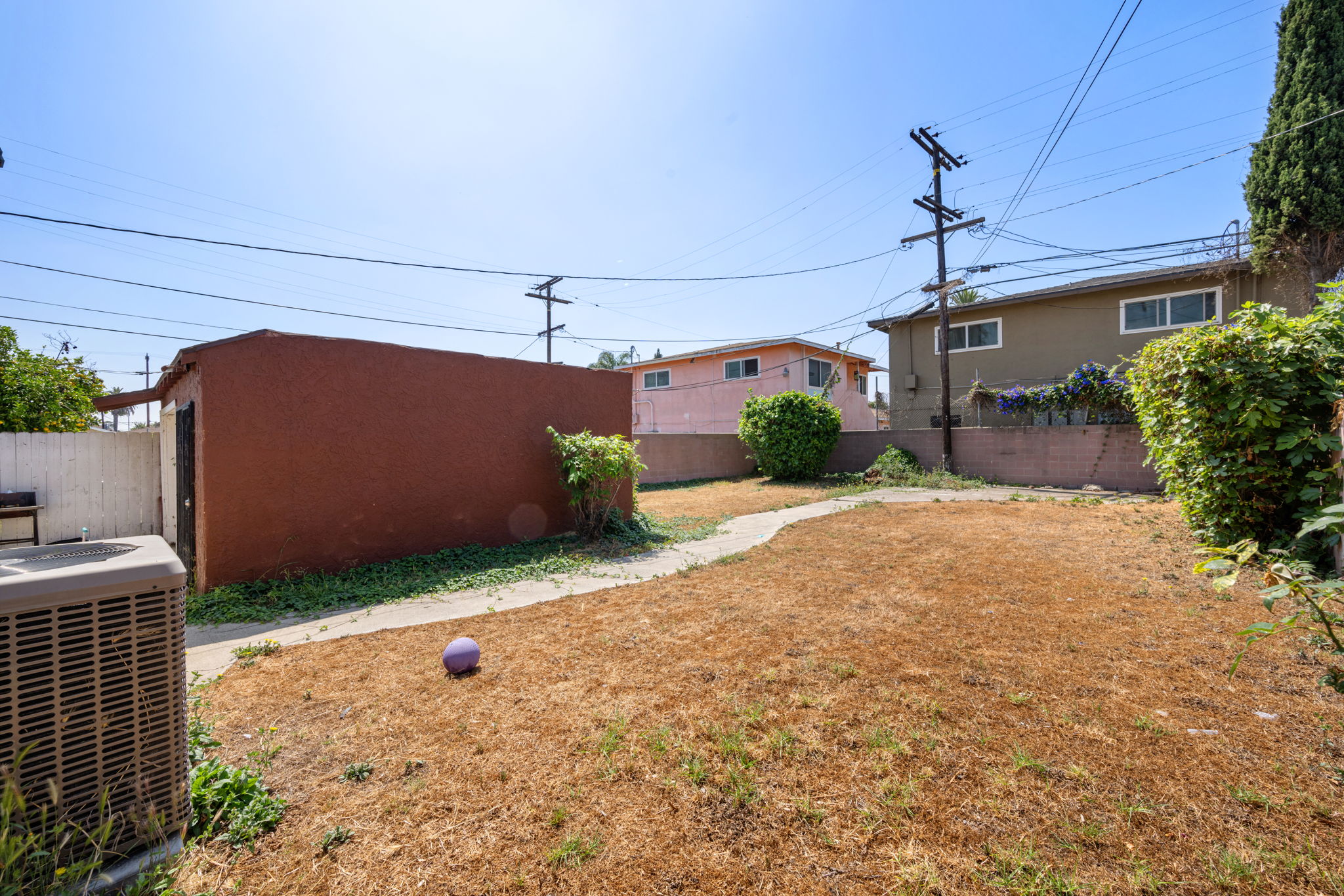  Photo 25
