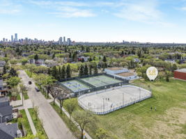  Photo 73