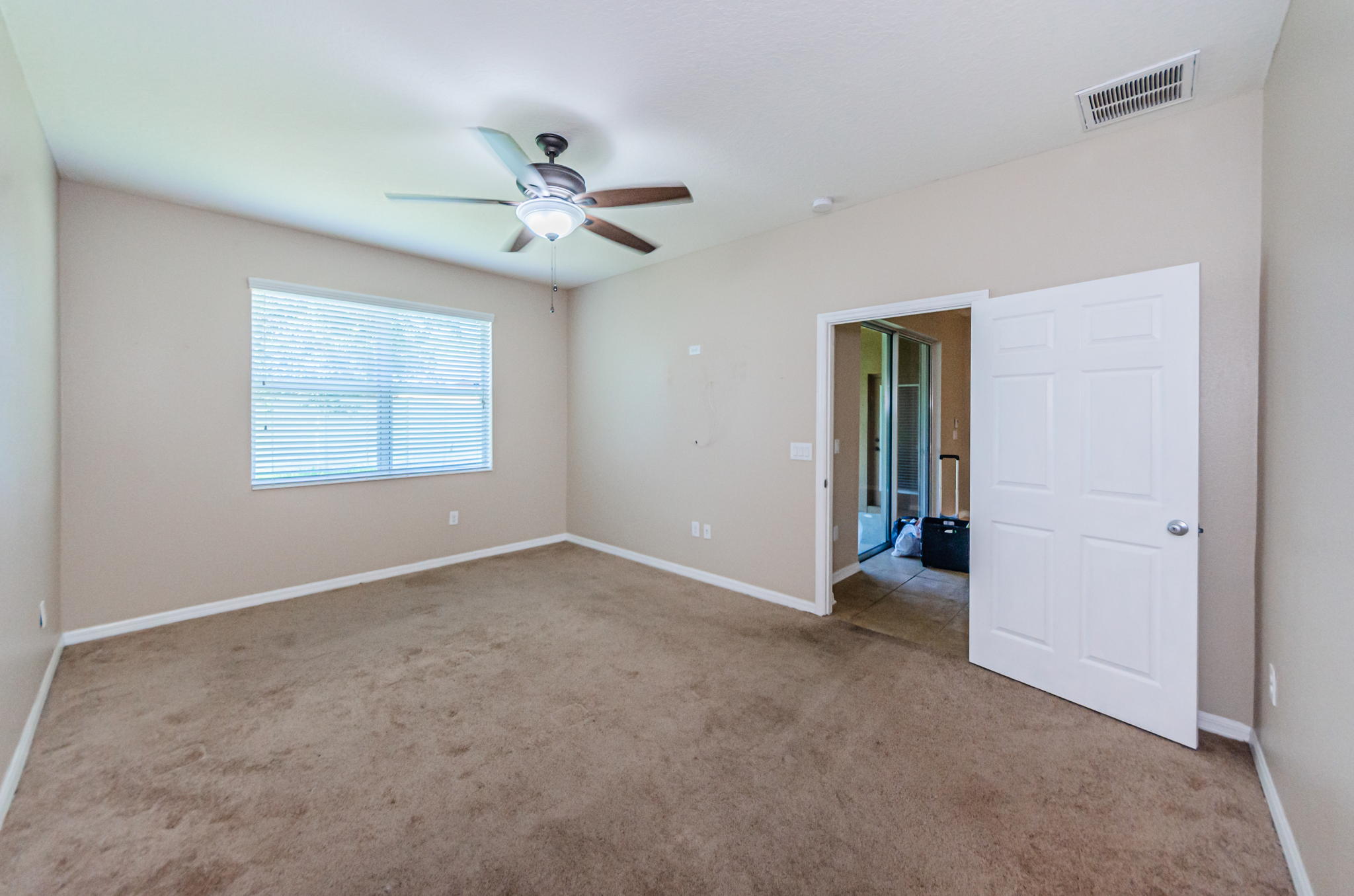 Master Bedroom 1c