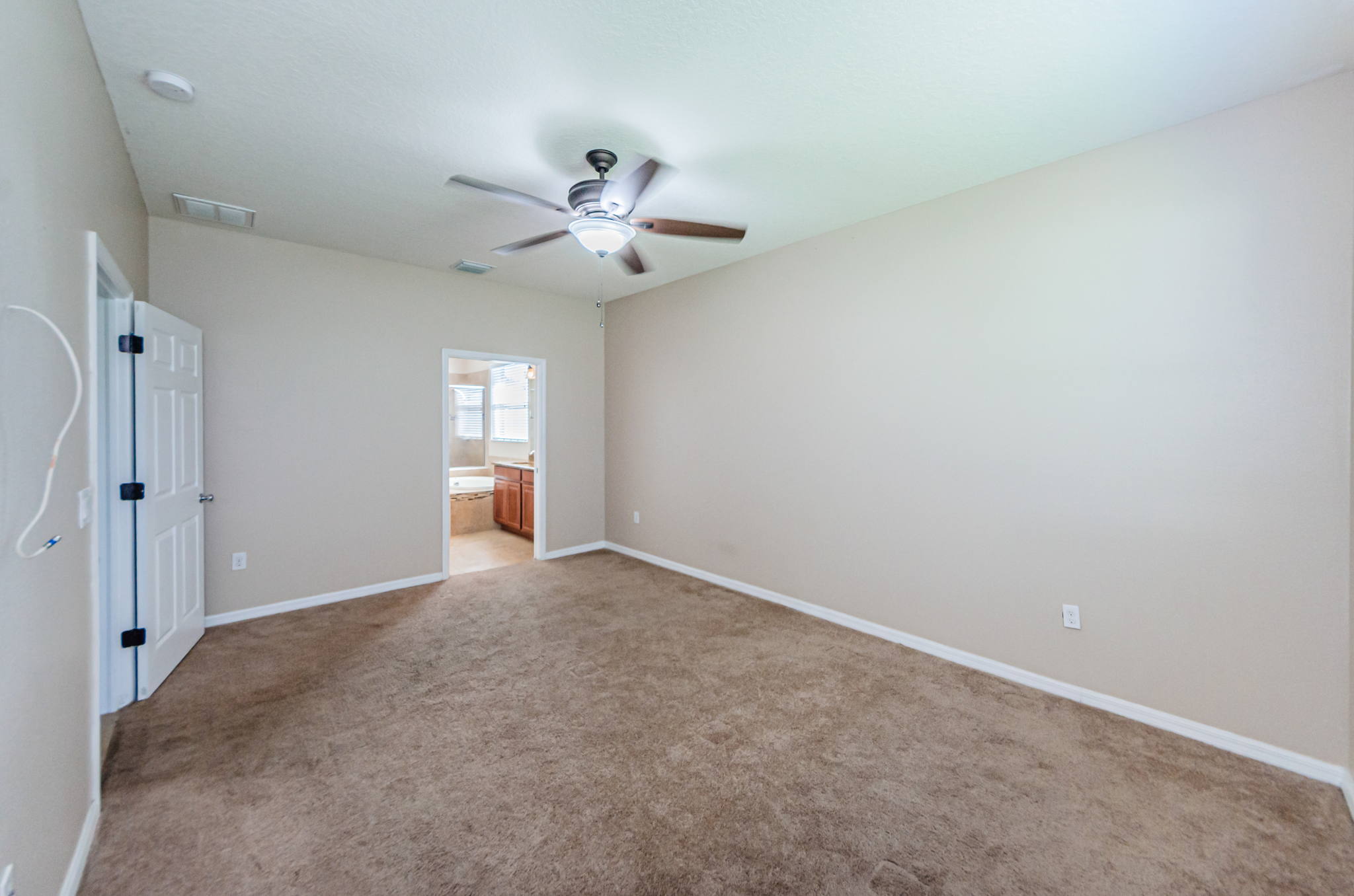 Master Bedroom 1b