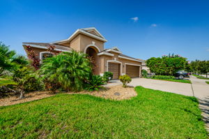 Front Exterior 4