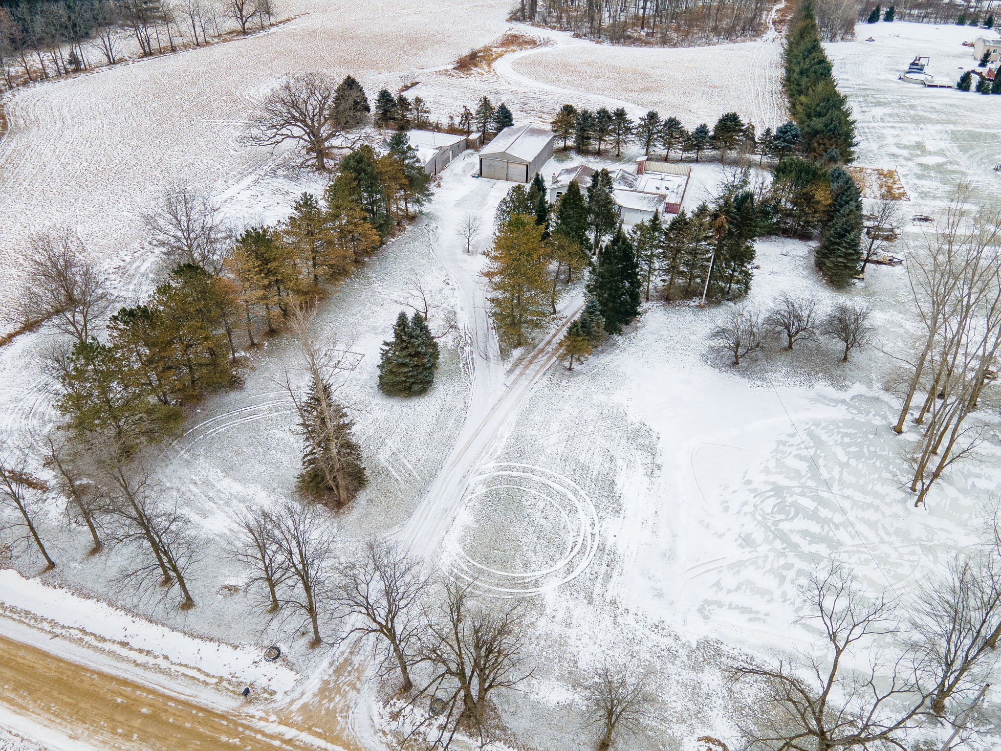 10223 Rolston Rd, Byron, MI 48418, USA Photo 2