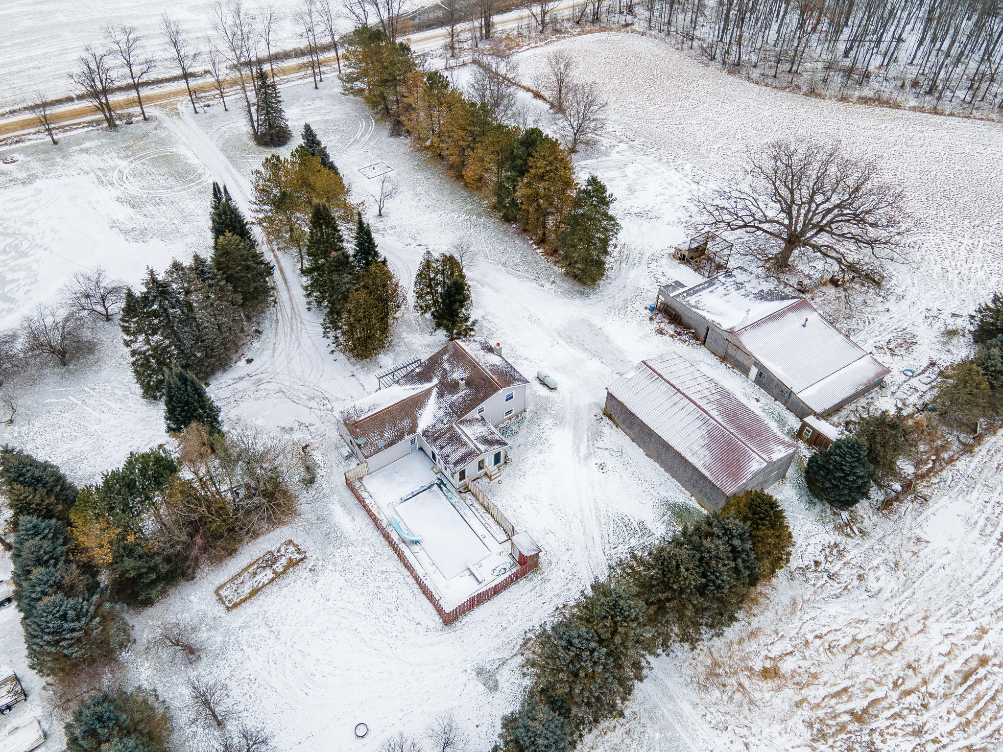 10223 Rolston Rd, Byron, MI 48418, USA Photo 32