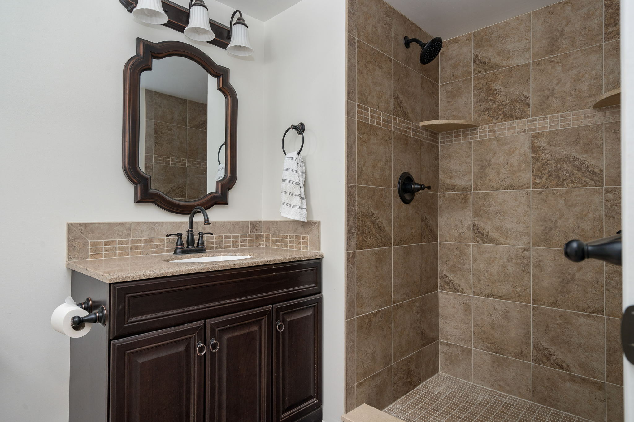 10223 Rolston Rd, Byron, MI 48418, USA Photo 20