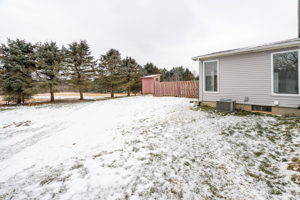 10223 Rolston Rd, Byron, MI 48418, USA Photo 24