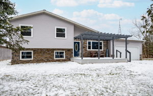 10223 Rolston Rd, Byron, MI 48418, USA Photo 4