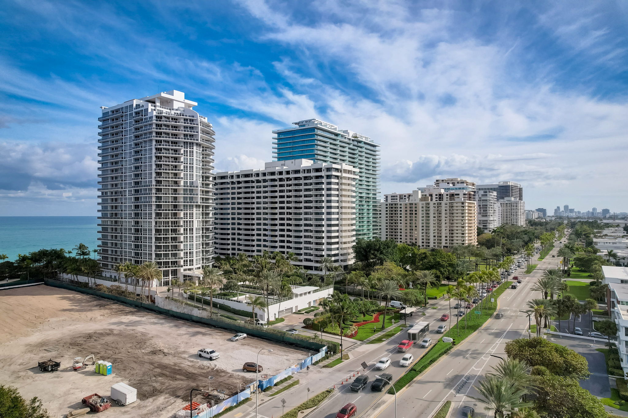 Collins Ave 303-089