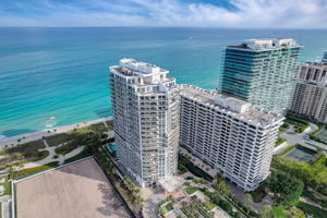 Collins Ave 303-086