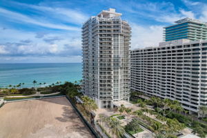 Collins Ave 303-087
