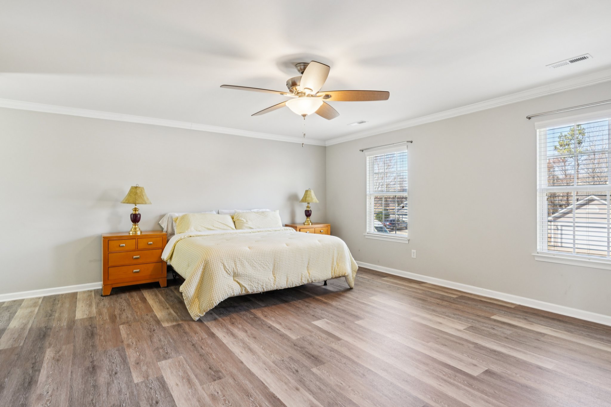 Highland Creek Cir-S2402-041.jpg