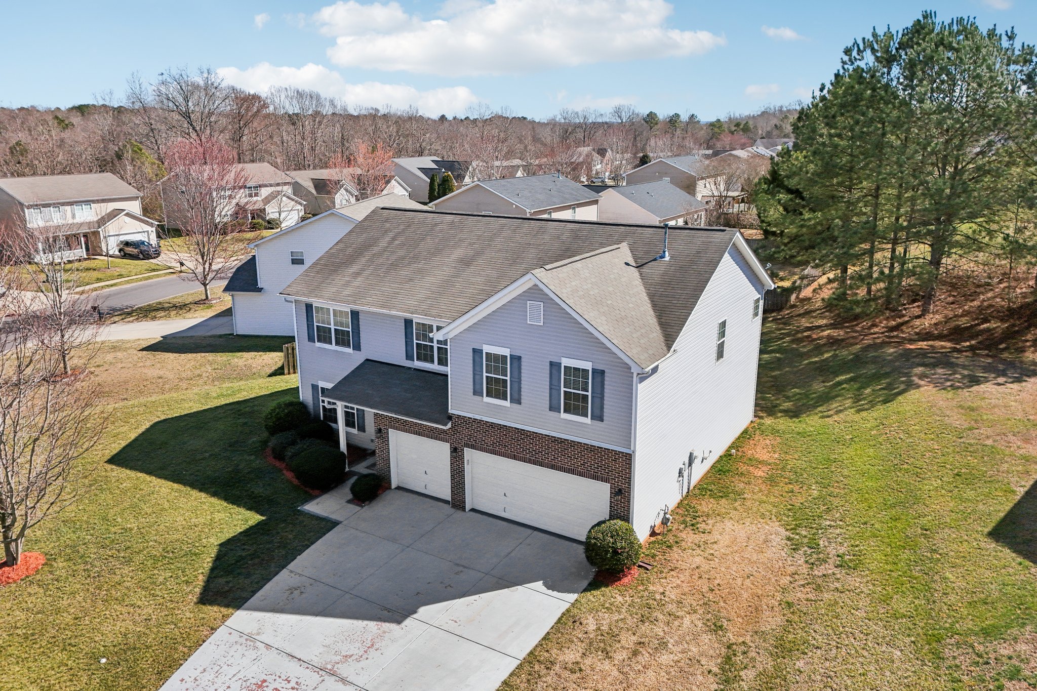 Highland Creek Cir-S2402-058.jpg