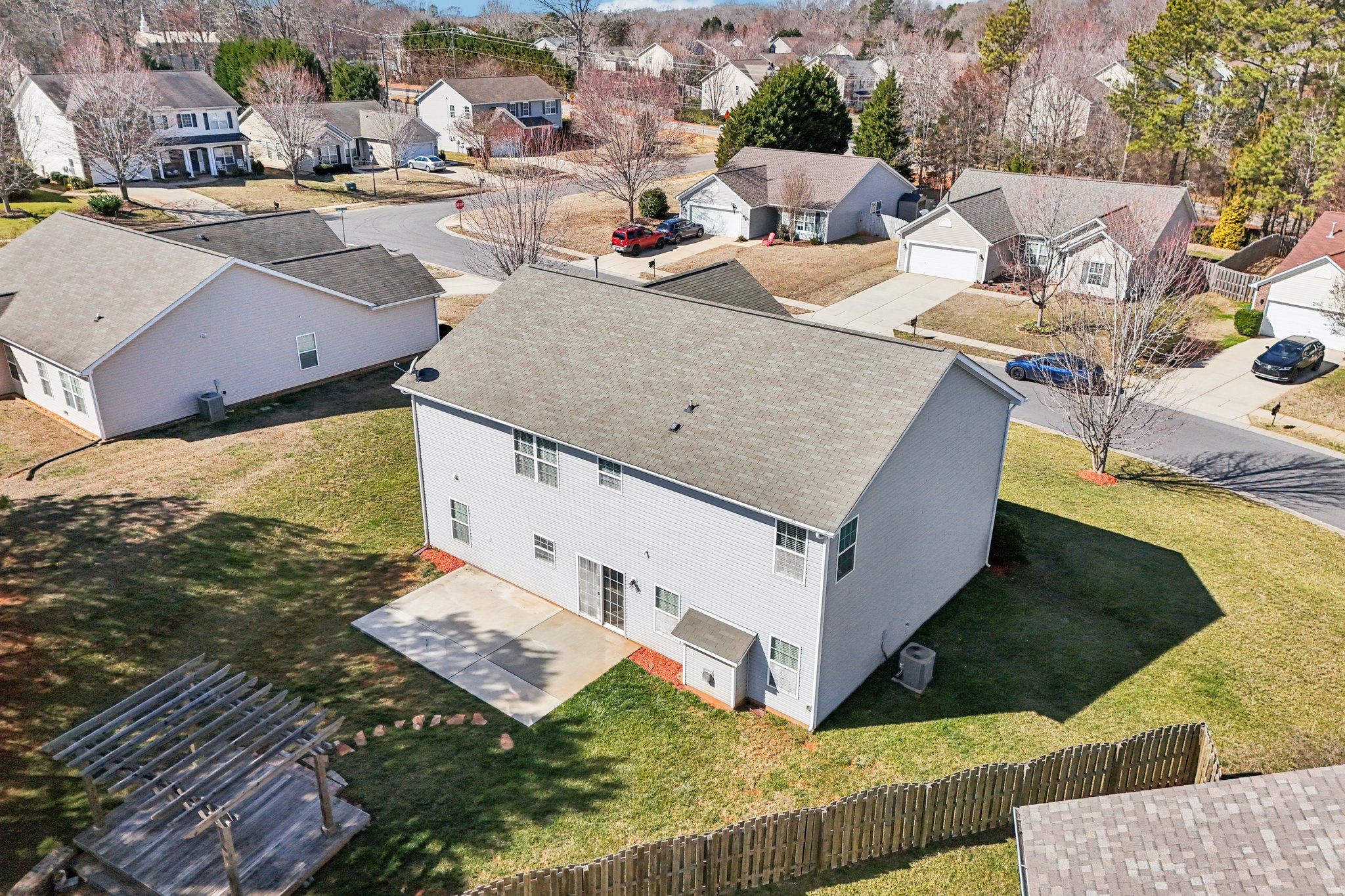 Highland Creek Cir-S2402-065.jpg