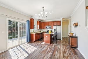 Highland Creek Cir-S2402-009.jpg