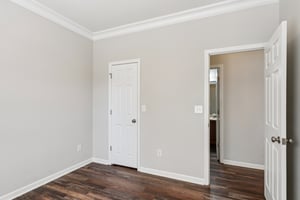 Highland Creek Cir-S2402-018.jpg
