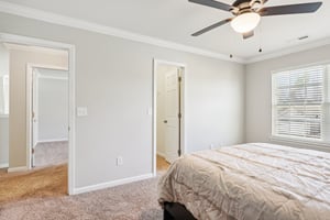 Highland Creek Cir-S2402-034.jpg