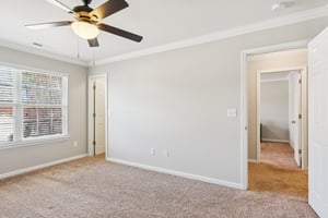 Highland Creek Cir-S2402-037.jpg