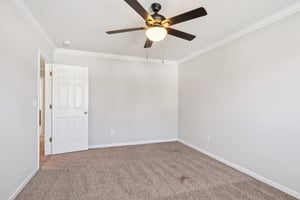 Highland Creek Cir-S2402-038.jpg