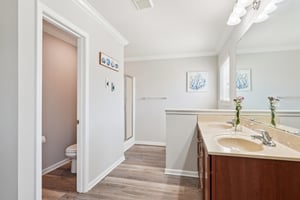 Highland Creek Cir-S2402-046.jpg