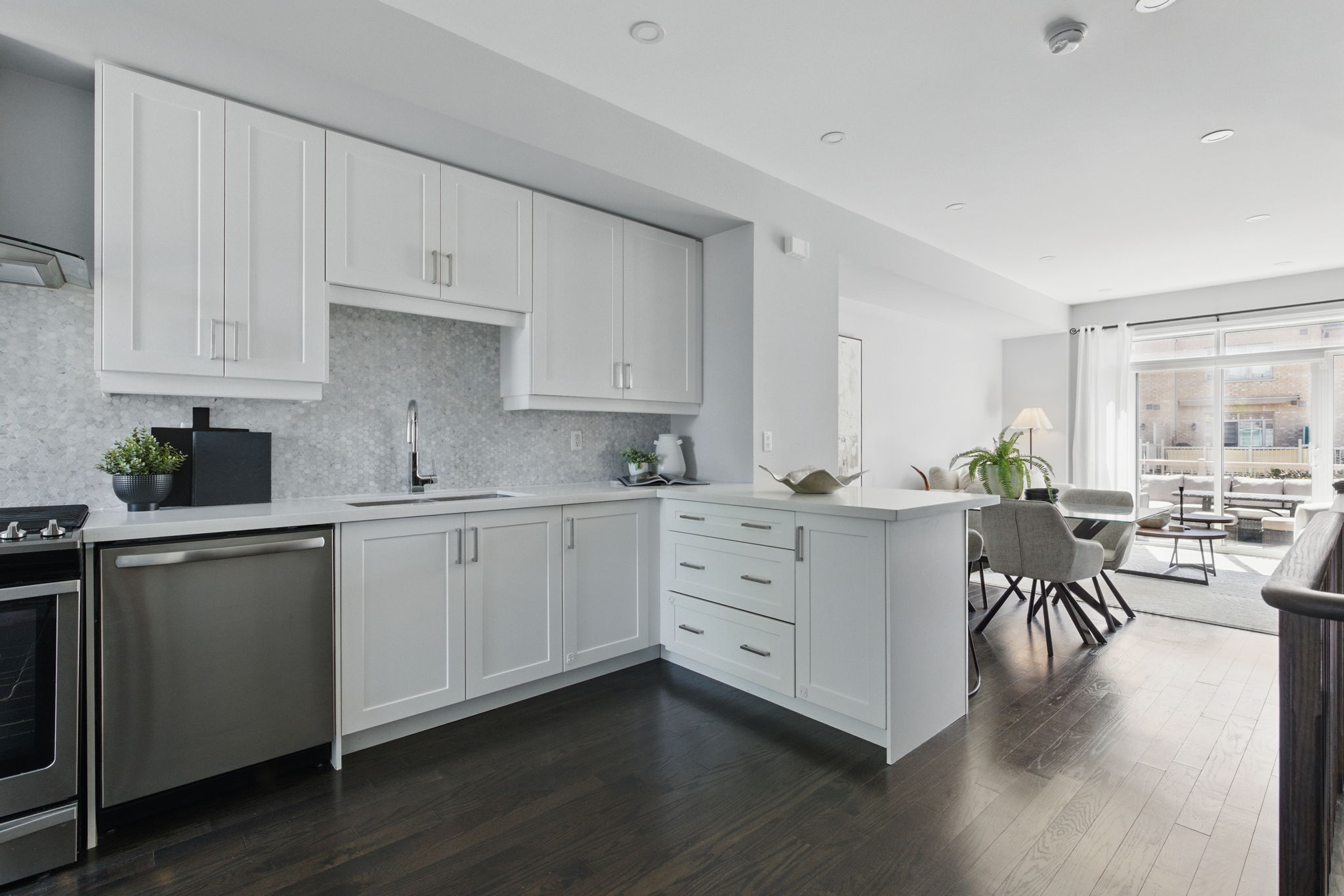 Toronto property showcase — delivered property photograph 4