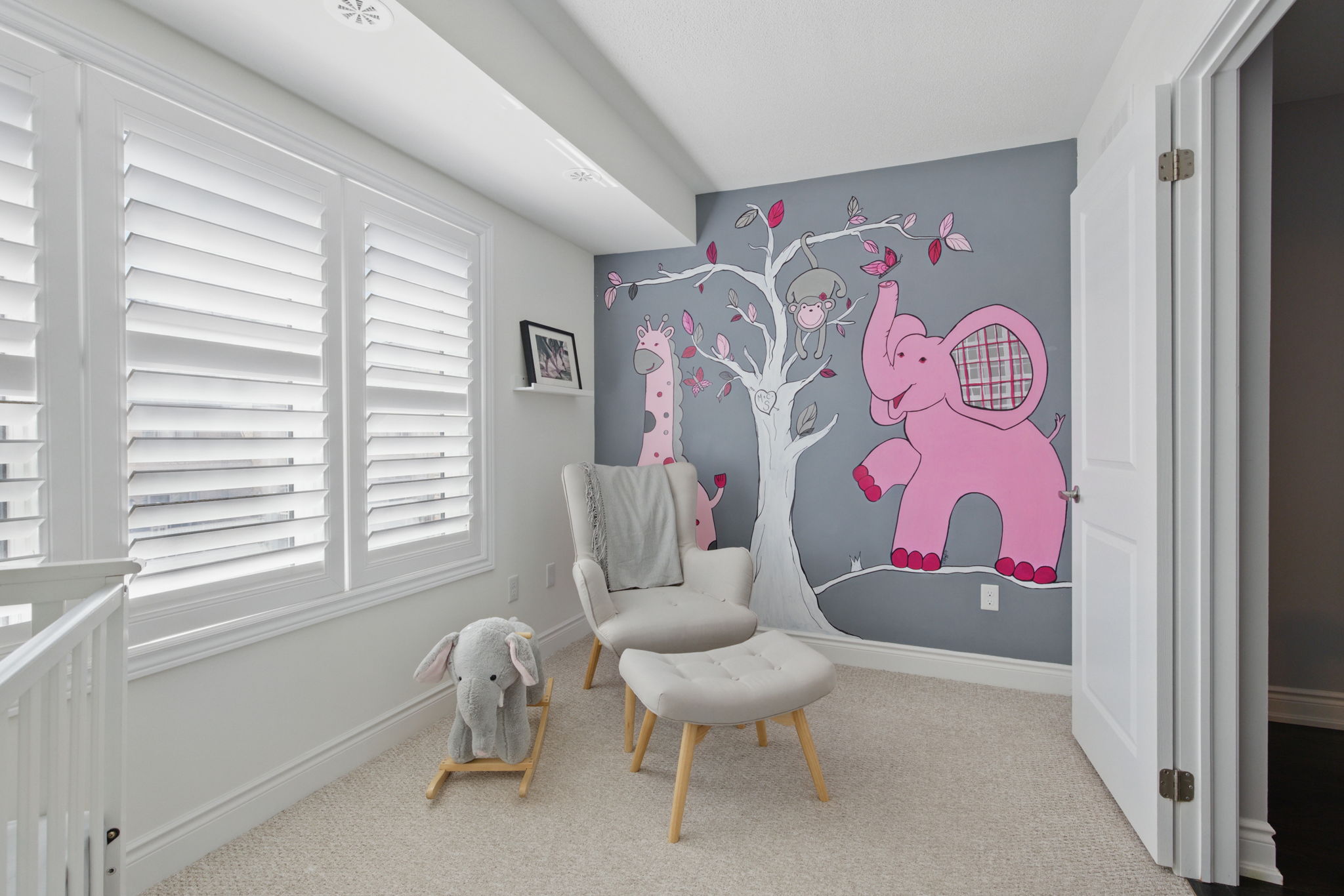 Toronto property showcase — delivered property photograph 18