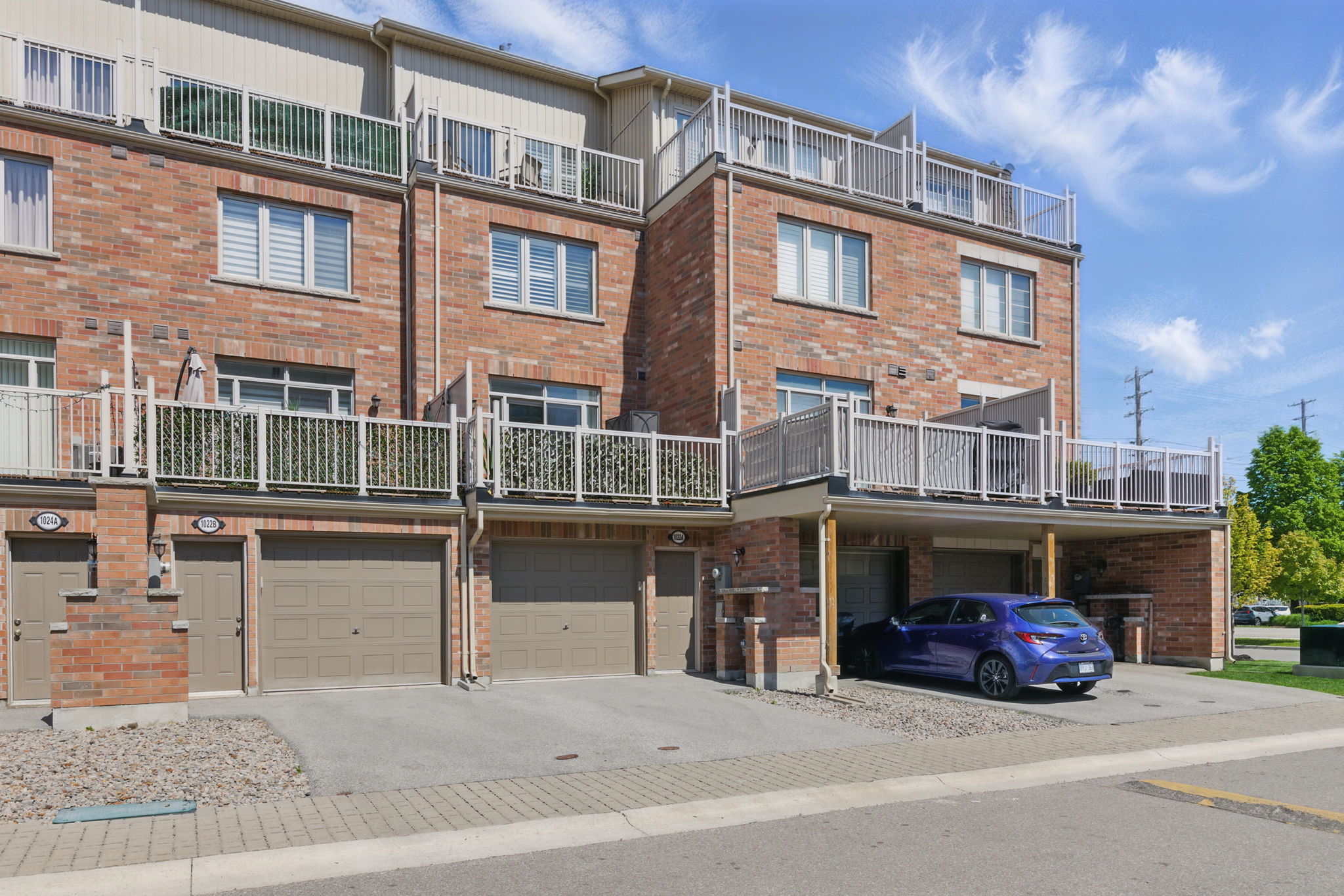 Toronto property showcase — delivered property photograph 40
