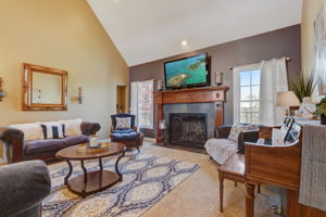 Eagle Ridge Dr-017