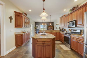 Eagle Ridge Dr-019