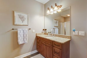 Eagle Ridge Dr-036