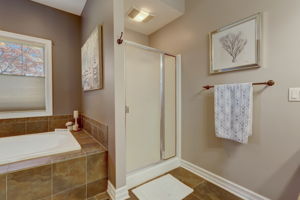 Eagle Ridge Dr-037