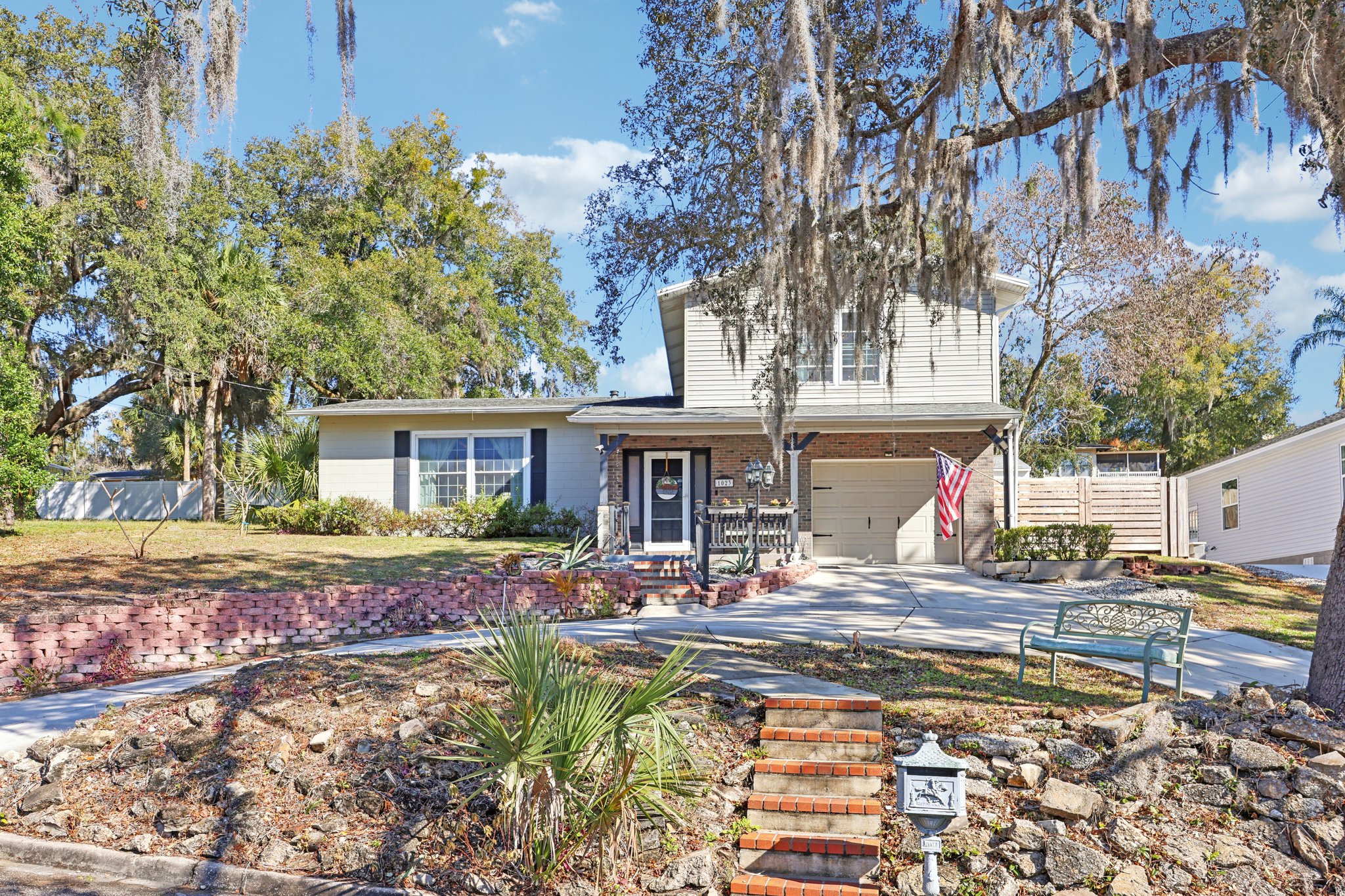 Morningside Dr-S1002-005.jpg