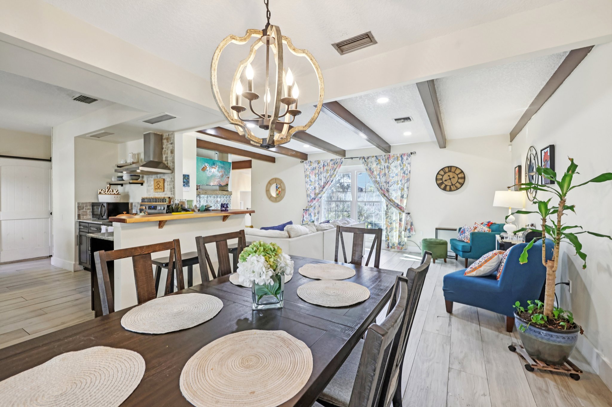 Morningside Dr-S1002-012.jpg