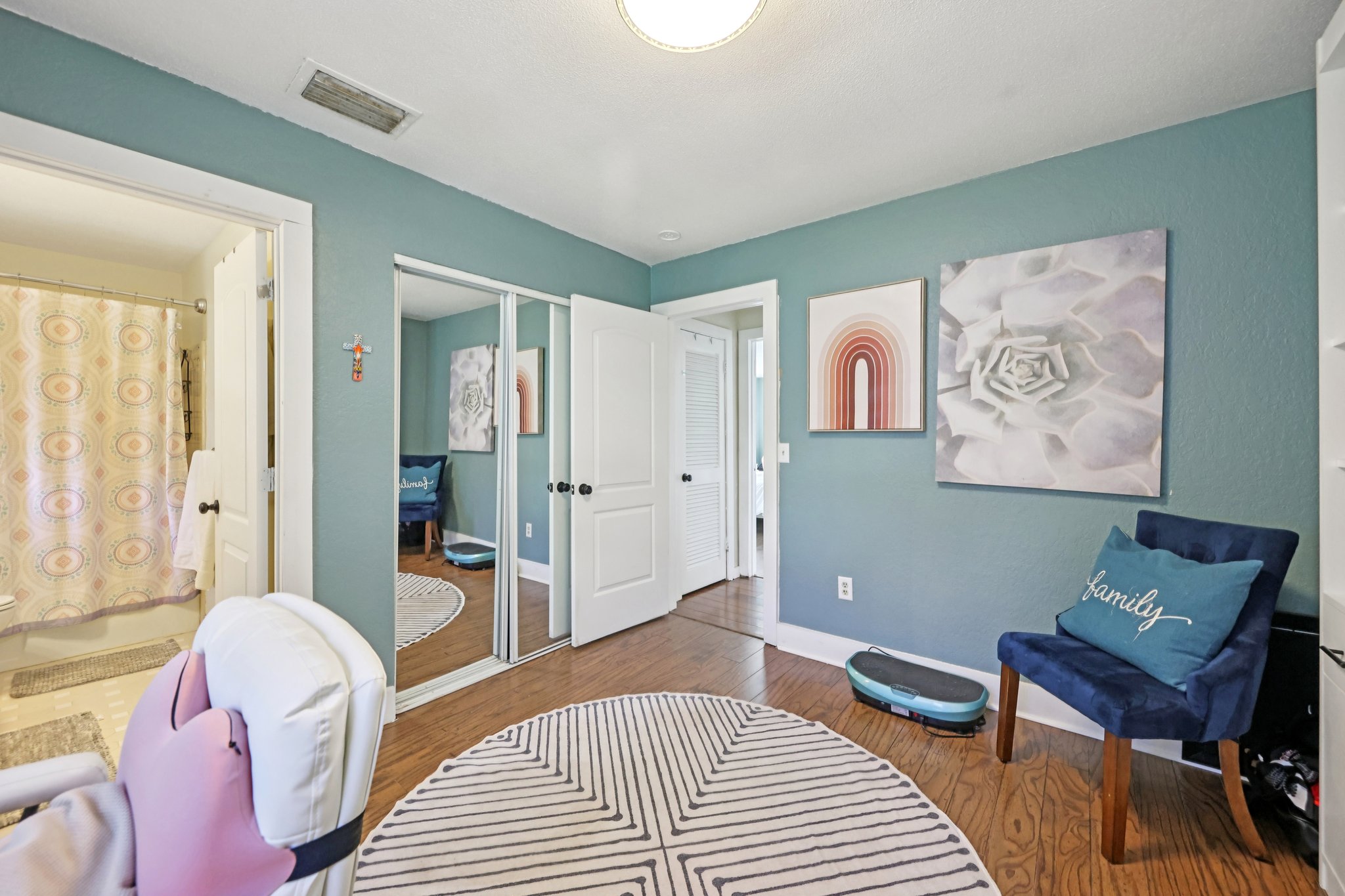 Morningside Dr-S1002-028.jpg