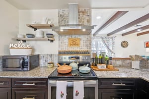 Morningside Dr-S1002-016.jpg