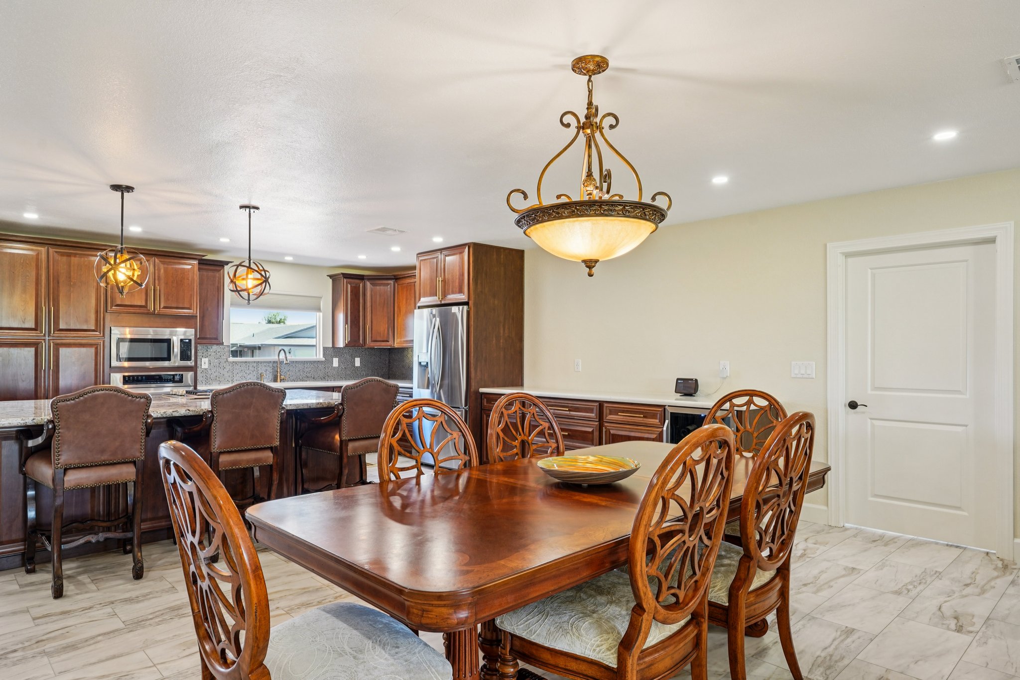 N 109th Ave-S1511-014.jpg